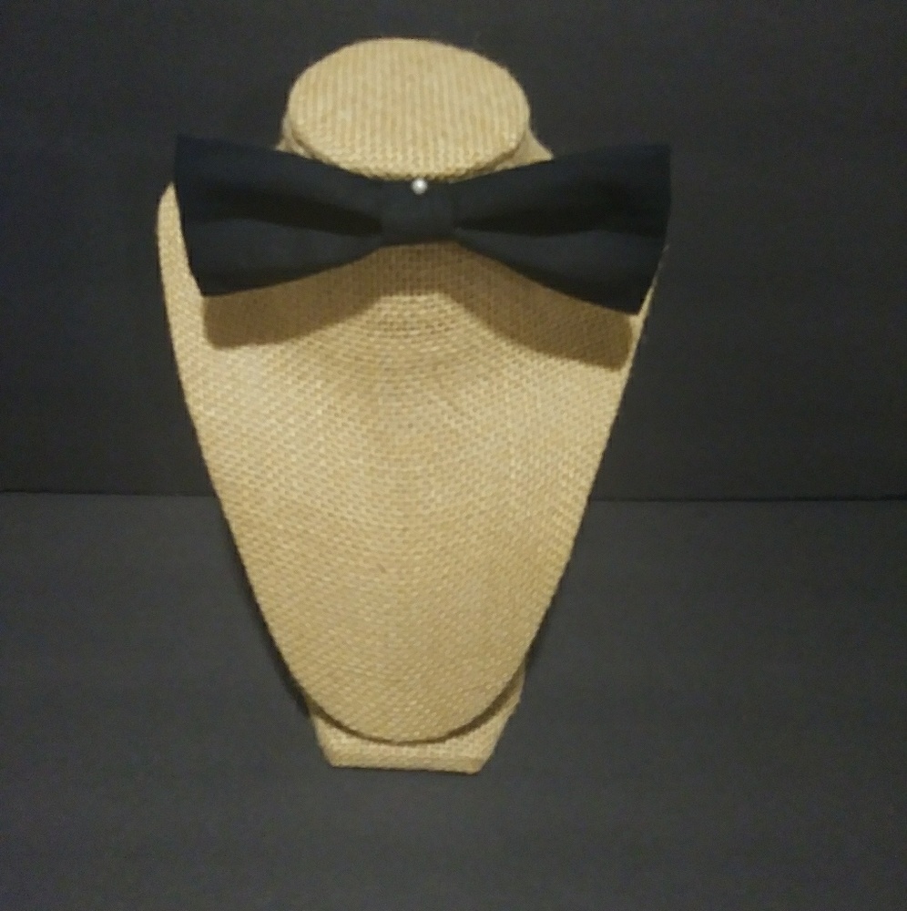 His and Her Bowtie ~Royalty Entertainment0008-G